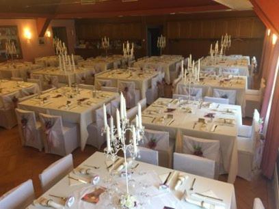 Hotel Restaurant Loewen Sirnach エクステリア 写真